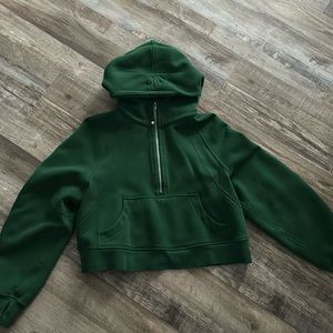 Lululemon cropped scuba half zip